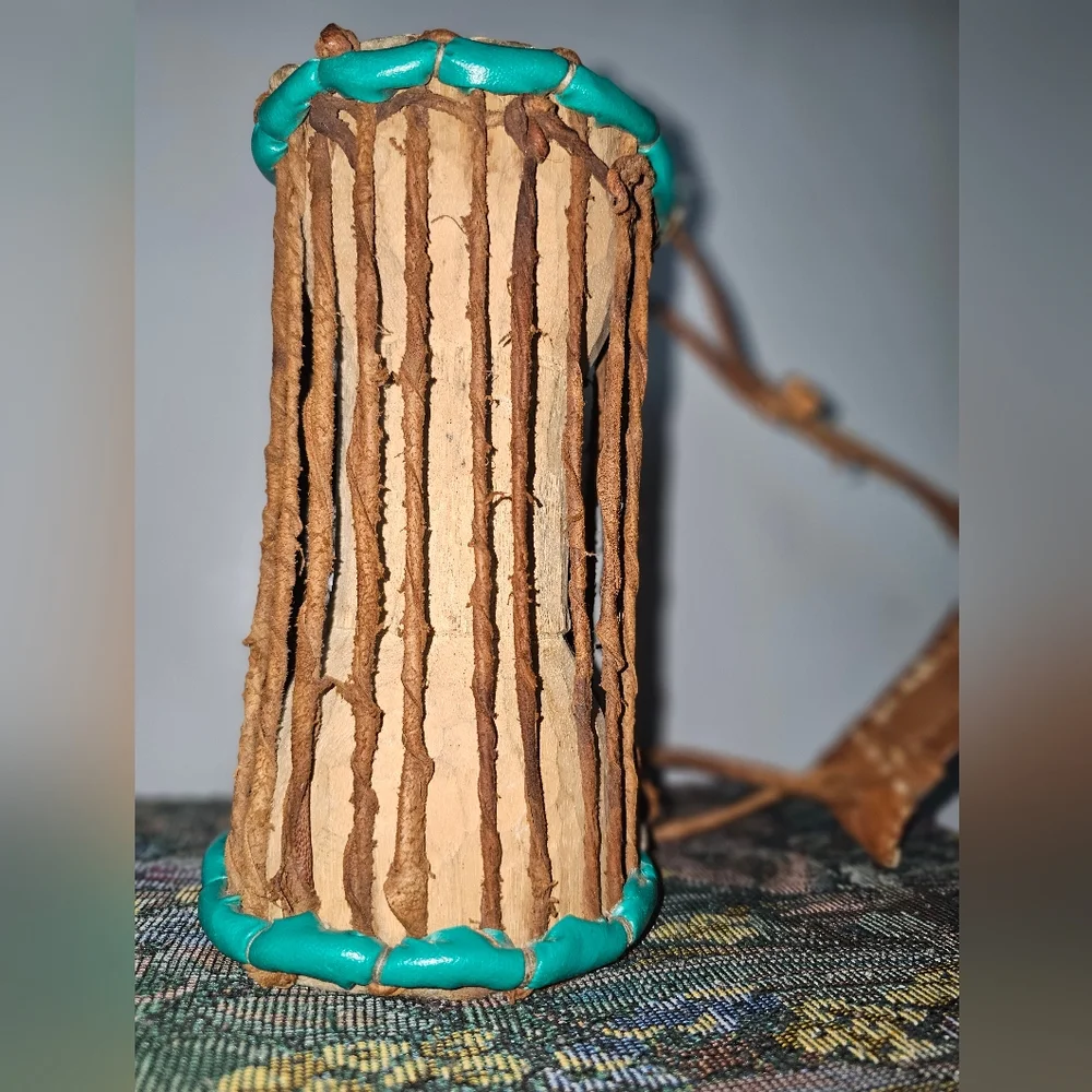 Handmade talking drum - Picture 4 of 5